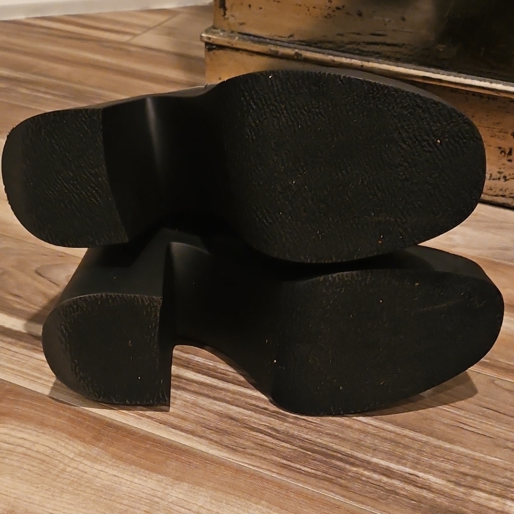 Sweater Cuffed Platform Rain Boots - Picture 8 of 8